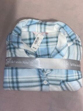 La Vie En Rose: Blue Plaid Micropolar PJ Set- NWT!